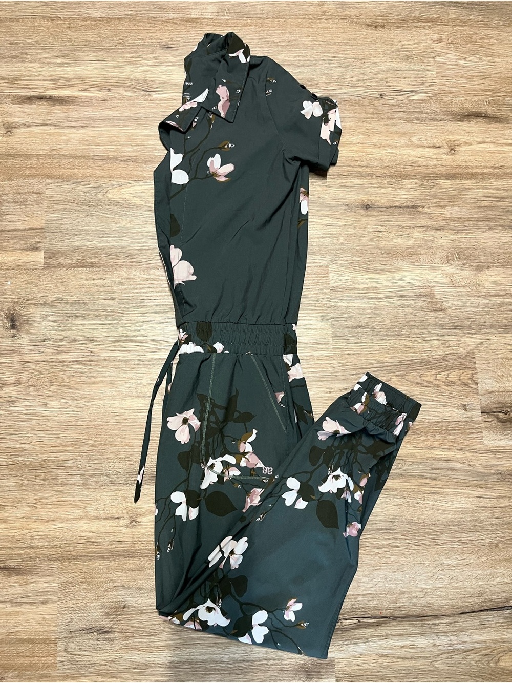 Dark Green Floral Short-Sleeve Jumpsuit with Tie Waist